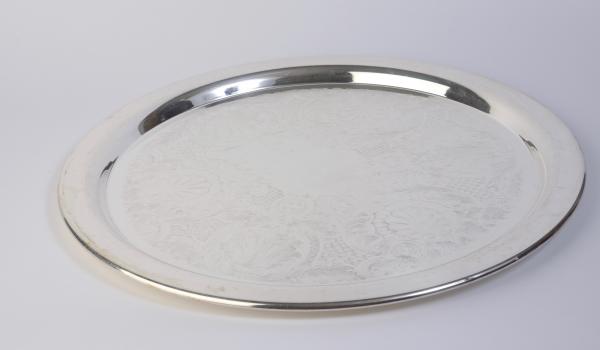 19" Silver Engraved Round